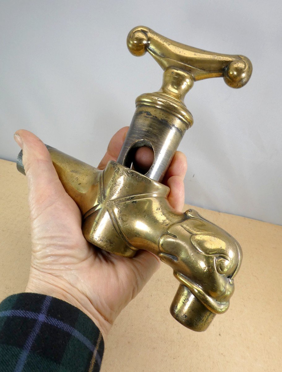 Robinet de Chais, Vallée du Rhône, 19e siècle, Bronze à tête d'animal-photo-2