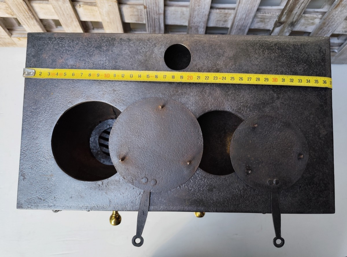 19th Century Cast Iron  Cooker, Child Size, Toy Stove-photo-2
