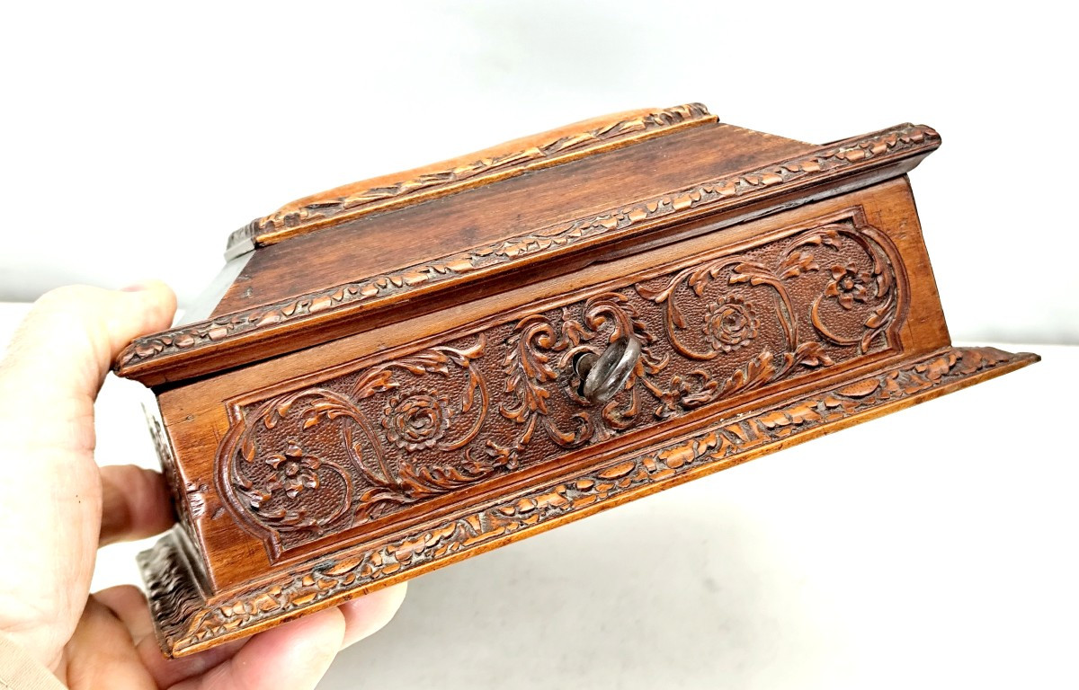 &eacute;poque Louis XIV, Bois De Ste Lucie : Bo&icirc;te &agrave; &eacute;pingles, Perruques-photo-2