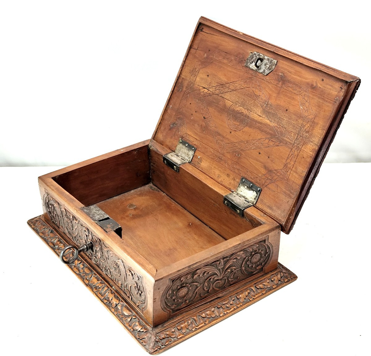 &eacute;poque Louis XIV, Bois De Ste Lucie : Bo&icirc;te &agrave; &eacute;pingles, Perruques-photo-2