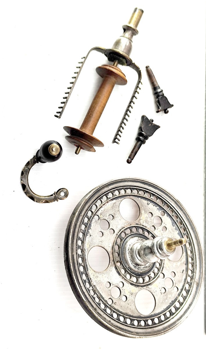 Precious Silver-plated Bronze Inlaid Spinning Wheel, Goldsmith's Work, Circa 1850-photo-4