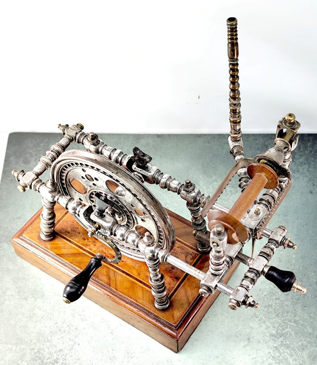Precious Silver-plated Bronze Inlaid Spinning Wheel, Goldsmith's Work, Circa 1850-photo-1