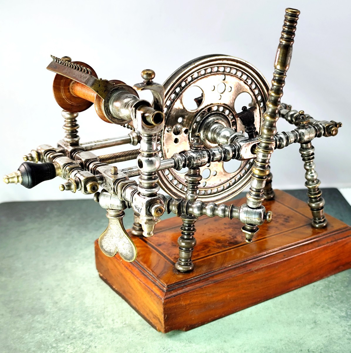 Precious Silver-plated Bronze Inlaid Spinning Wheel, Goldsmith's Work, Circa 1850