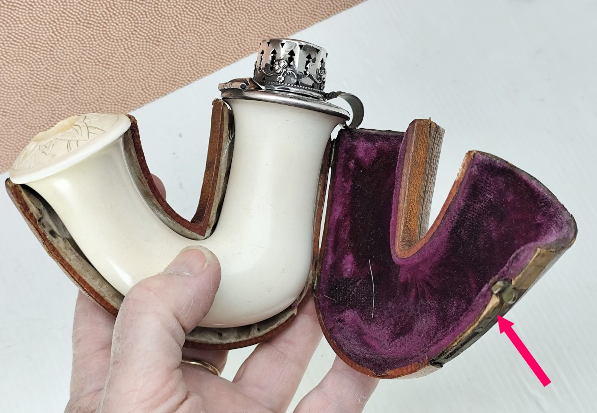 Pipe de Vienne, vers 1870, écume immaculée, argent ciselé, étui-cuir-photo-3