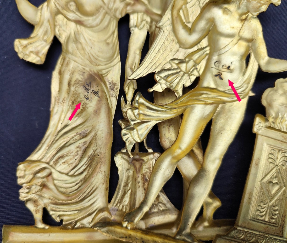 Amour et Mariage, 2 sujets à l’Antique, estampés, signés, dorés au mercure, vers 1820-photo-2