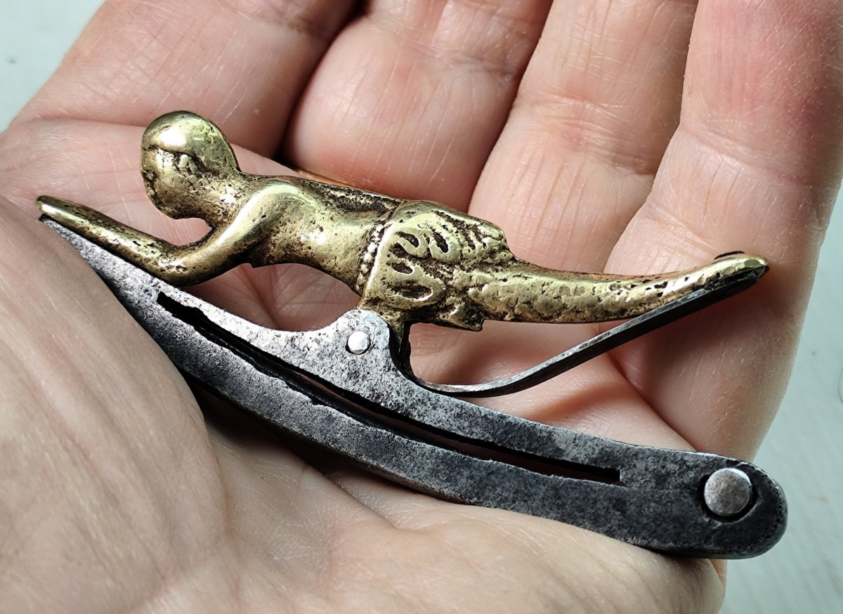 Mermaid Lighter, Iron And Bronze, Tongs And Pike, France, 17th-18th Century-photo-2