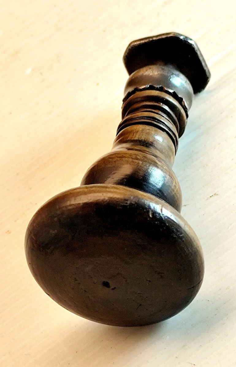 Iron And Wood Wax Seal Turned Into A Mushroom, Count's Coat Of Arms-photo-3