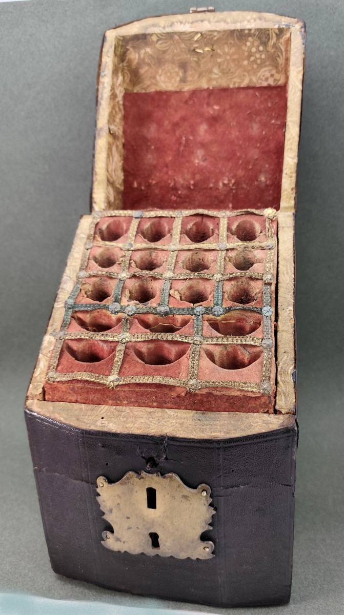 18th Century Cutlery Box, Donkey Skin And Brass, Coat Of Arms-photo-2