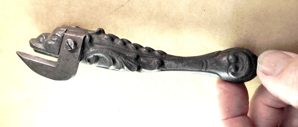 Collectible! The Rare Dolphin Can Opener, Cast Iron, Circa 1880, Usa-photo-4