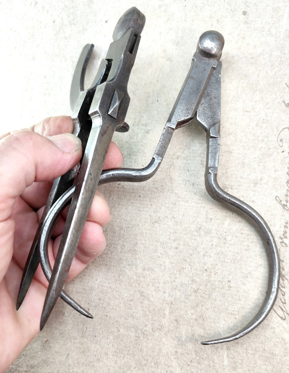 Deux beaux compas fer forgé, antiquités scientifiques-photo-2