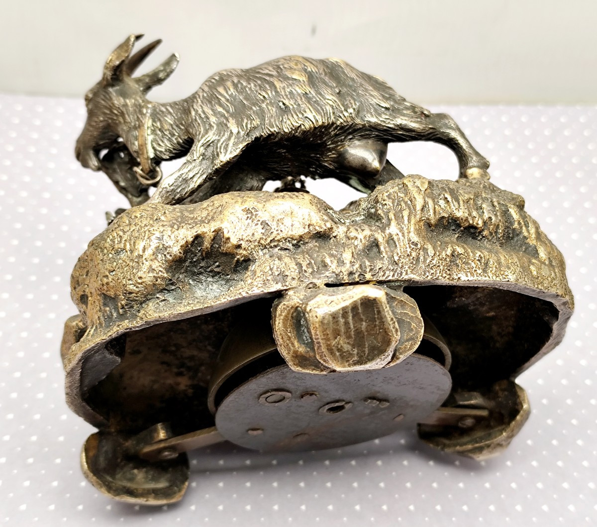 Bell: Clochette d’appel bronze animalier, 19e siècle, Chèvre et chevreau-photo-3
