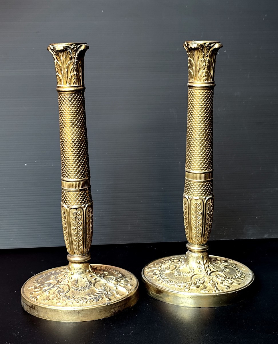 Belle paire de flambeaux  Parisiens,1er Empire, Palmettes et écailles, bronze doré-photo-2