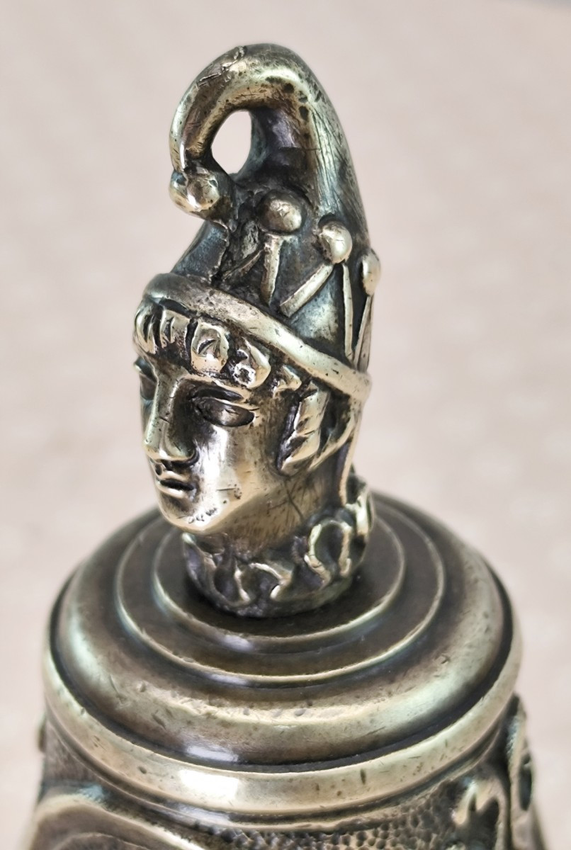 Clochette Louis XVI bronze ciselée aux amoureux, fin 18e -photo-2