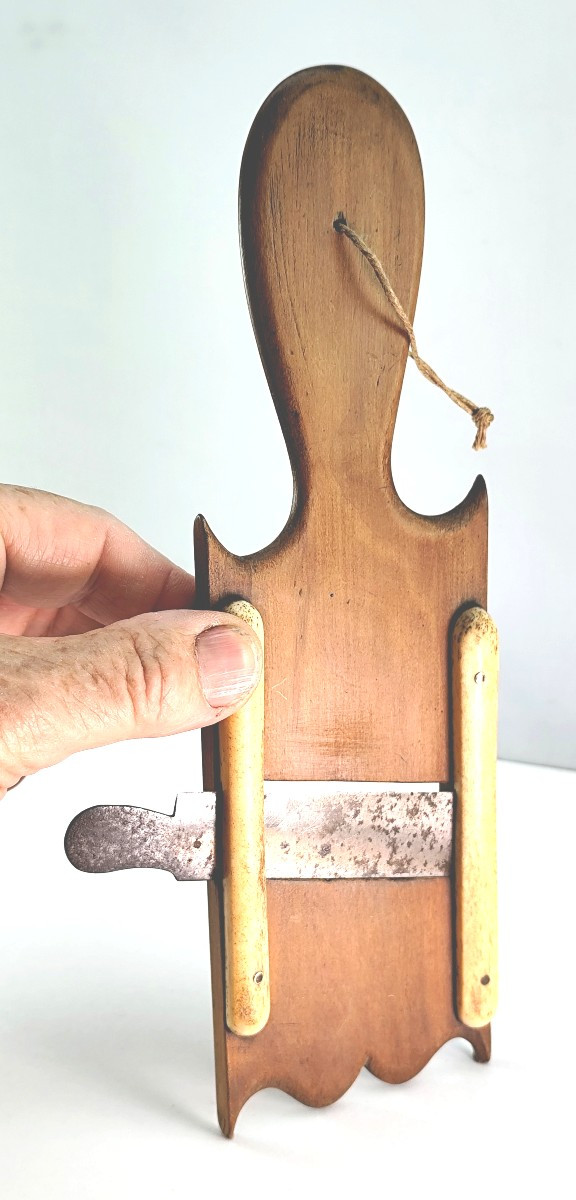 Gastronomy: Beautiful 19th Century Truffle Grater, Steel, Bone, Hardwood.