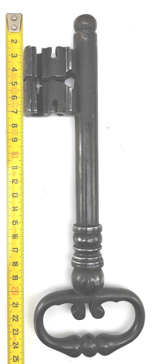 Monstre de clé d’édifice religieux, époque 18e siècle, 25cm, 700g-photo-2