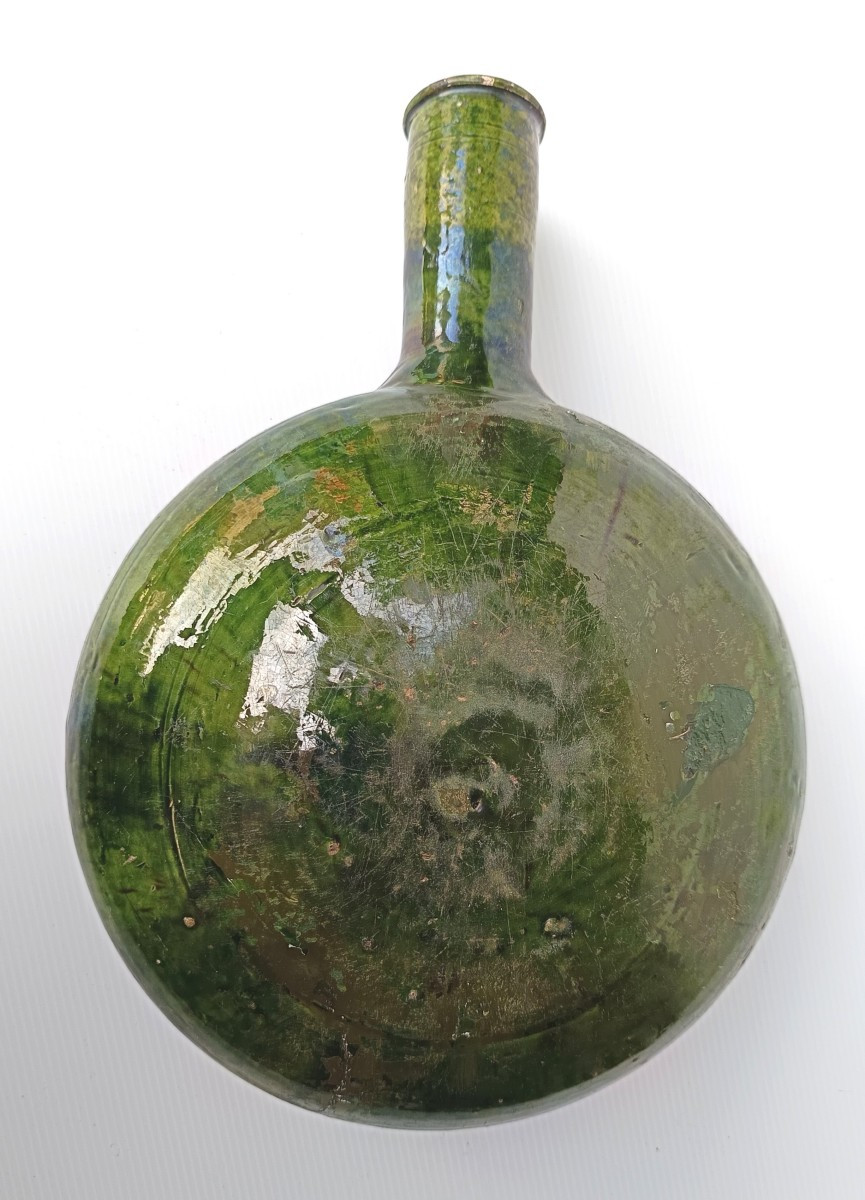 Terre vernissée du Pré d’Auge, belle bassinoire 18e, nombreuses restaurations-photo-2