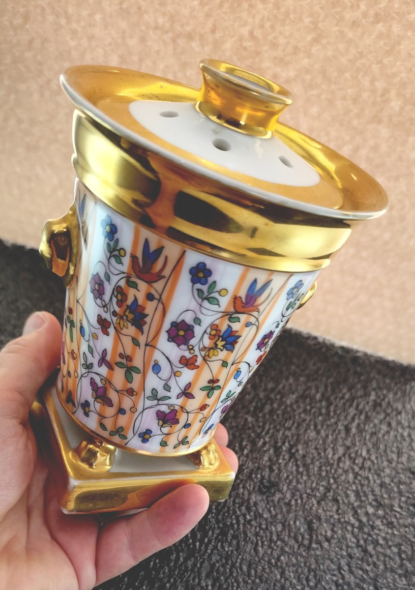 Pot-Pourri Porcelaine dorée de style Empire, bel état, 19e siècle-photo-2