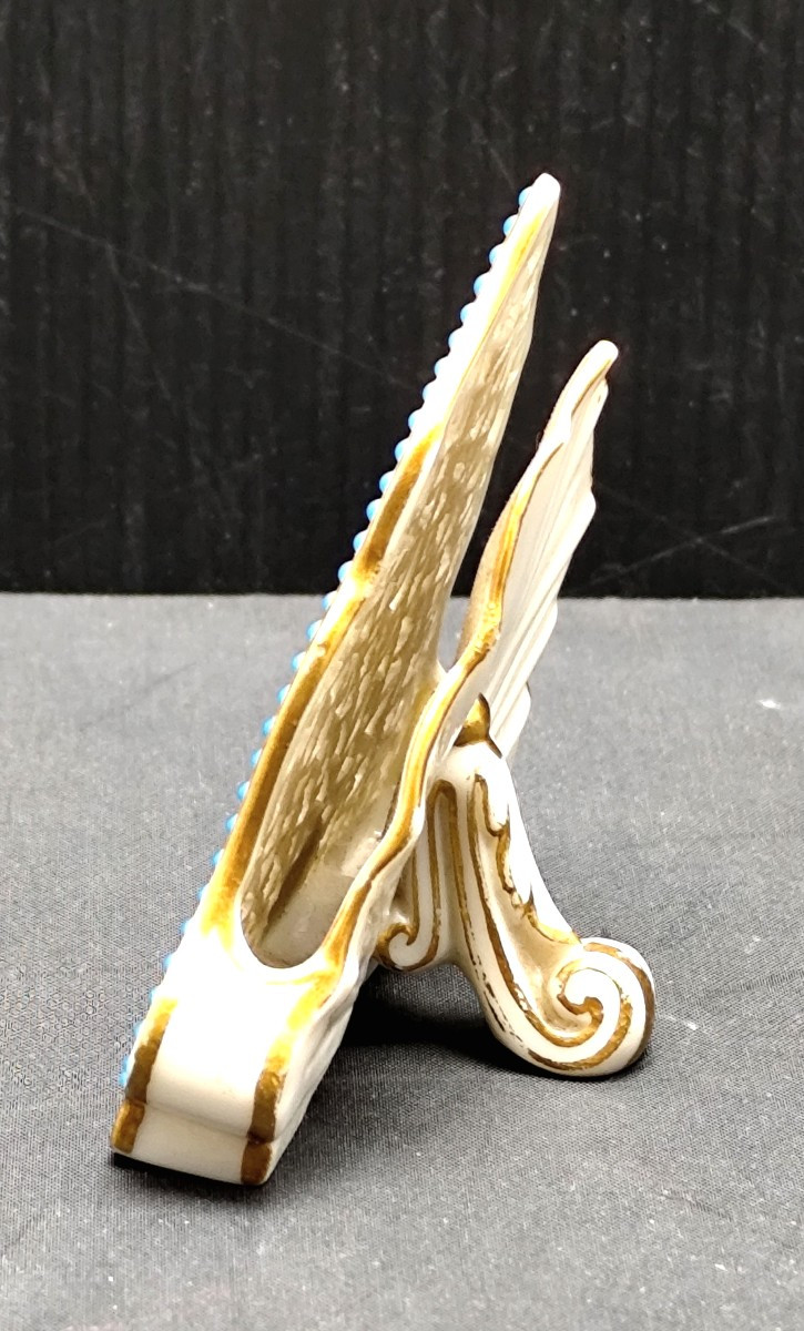 Worcester, 1880: Precious Reticulated Menu Holder With Orientalist Decoration, By Granger-photo-1