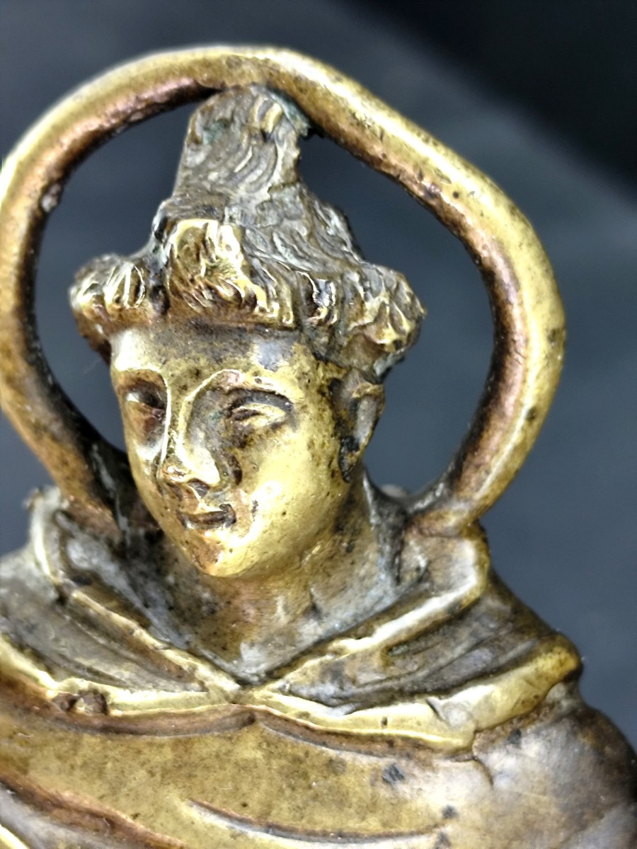 17th Century Bronze, Saint Monk Presenting The Sacred Texts-photo-5