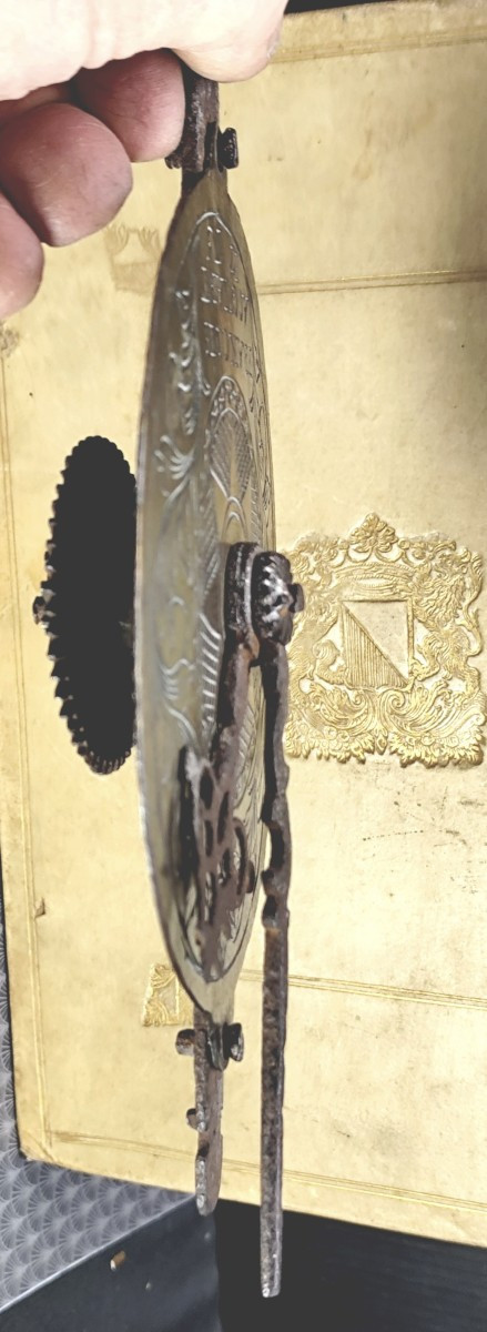 Du pendulier François Acquart : cadran gravé, 1775, aiguilles-photo-4