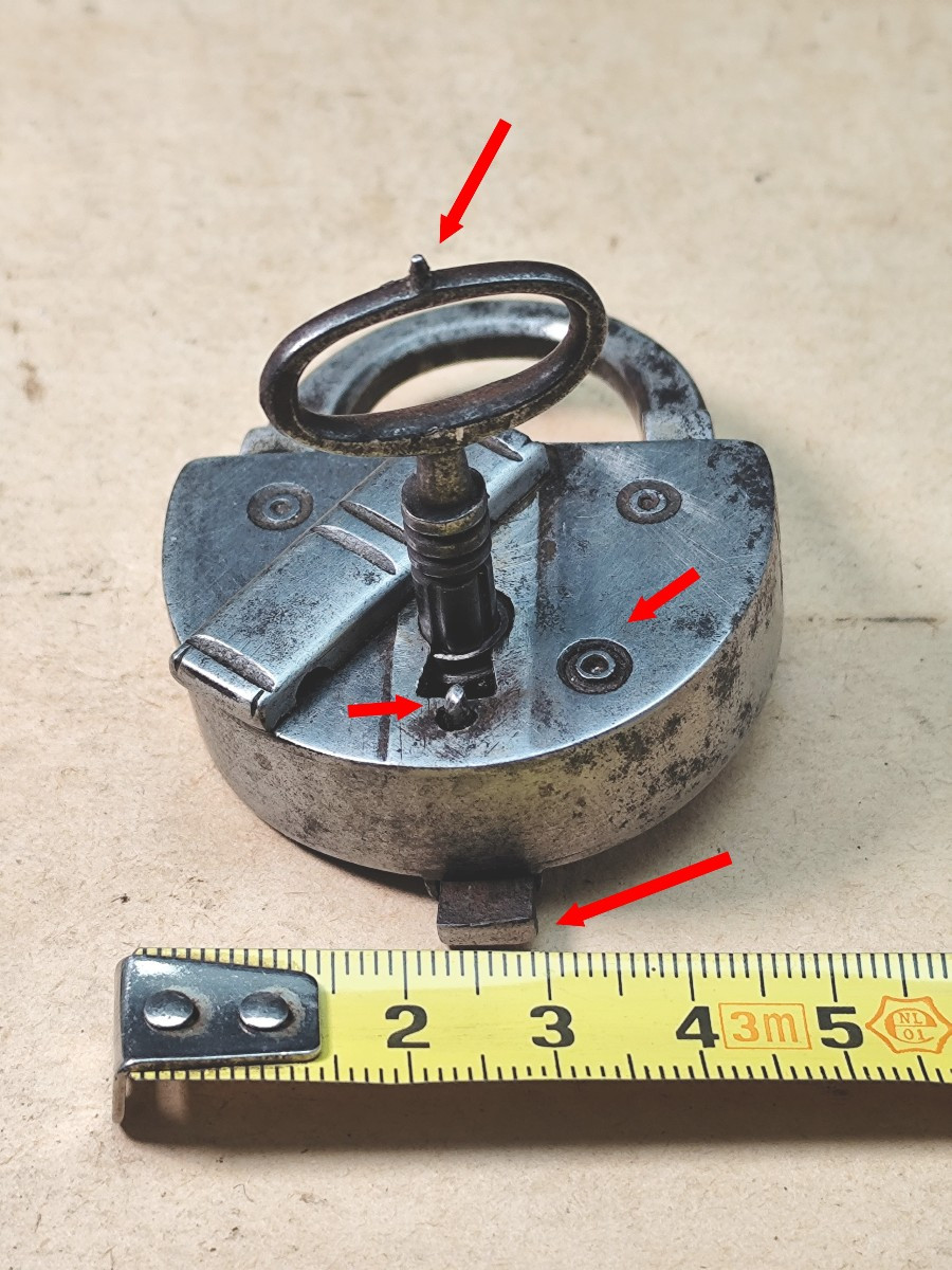 Impossible Padlock, French Locksmithing From The Louis XV Period, Secret Recipe.-photo-3