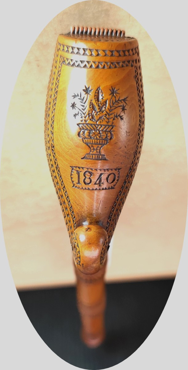 Splendor Of Carved Boxwood, 1840: Finely Engraved Scroll Pipe Case-photo-4