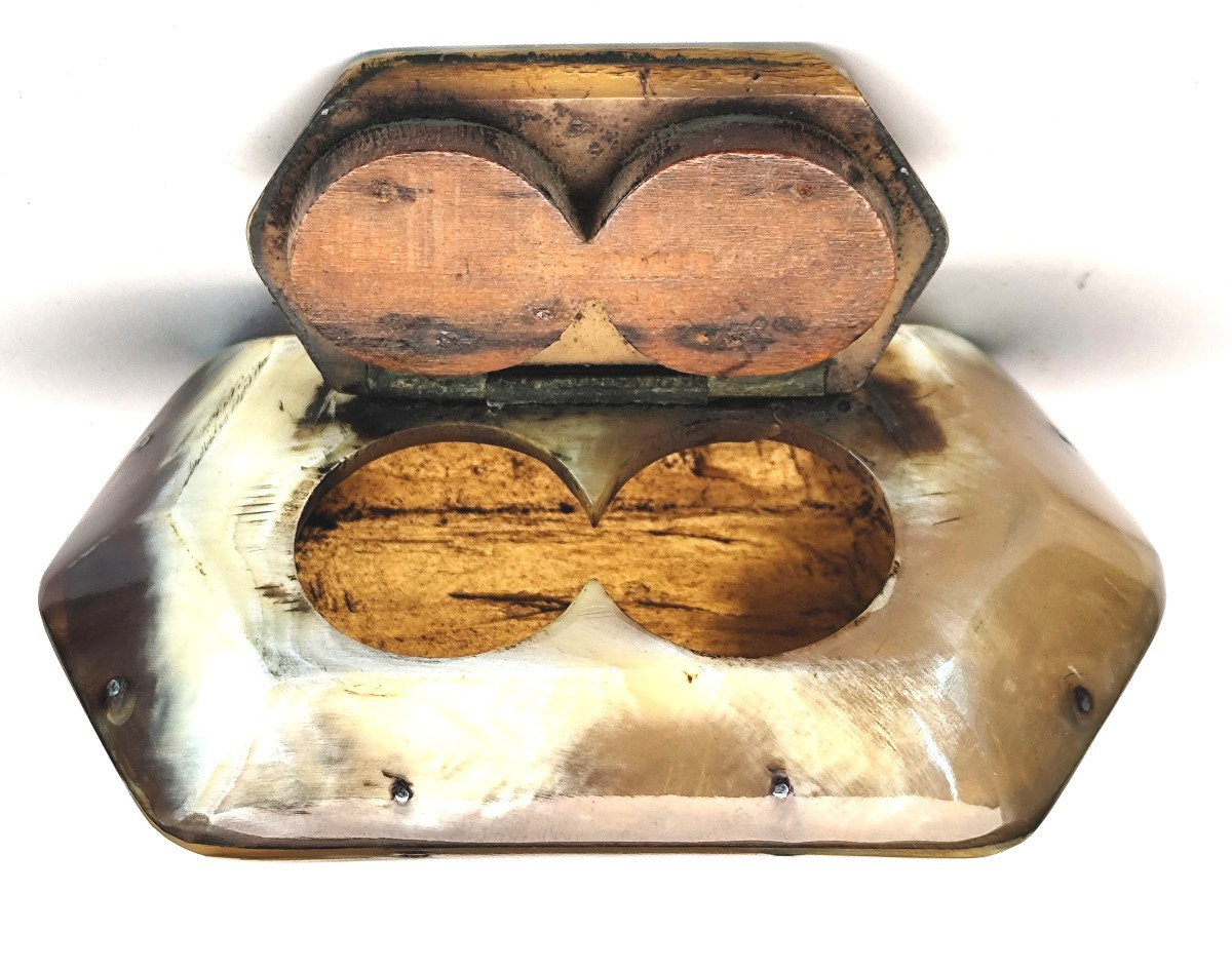 Tabatière d’Avare à prise contrariée, corne blonde, Art populaire 19e siècle-photo-4