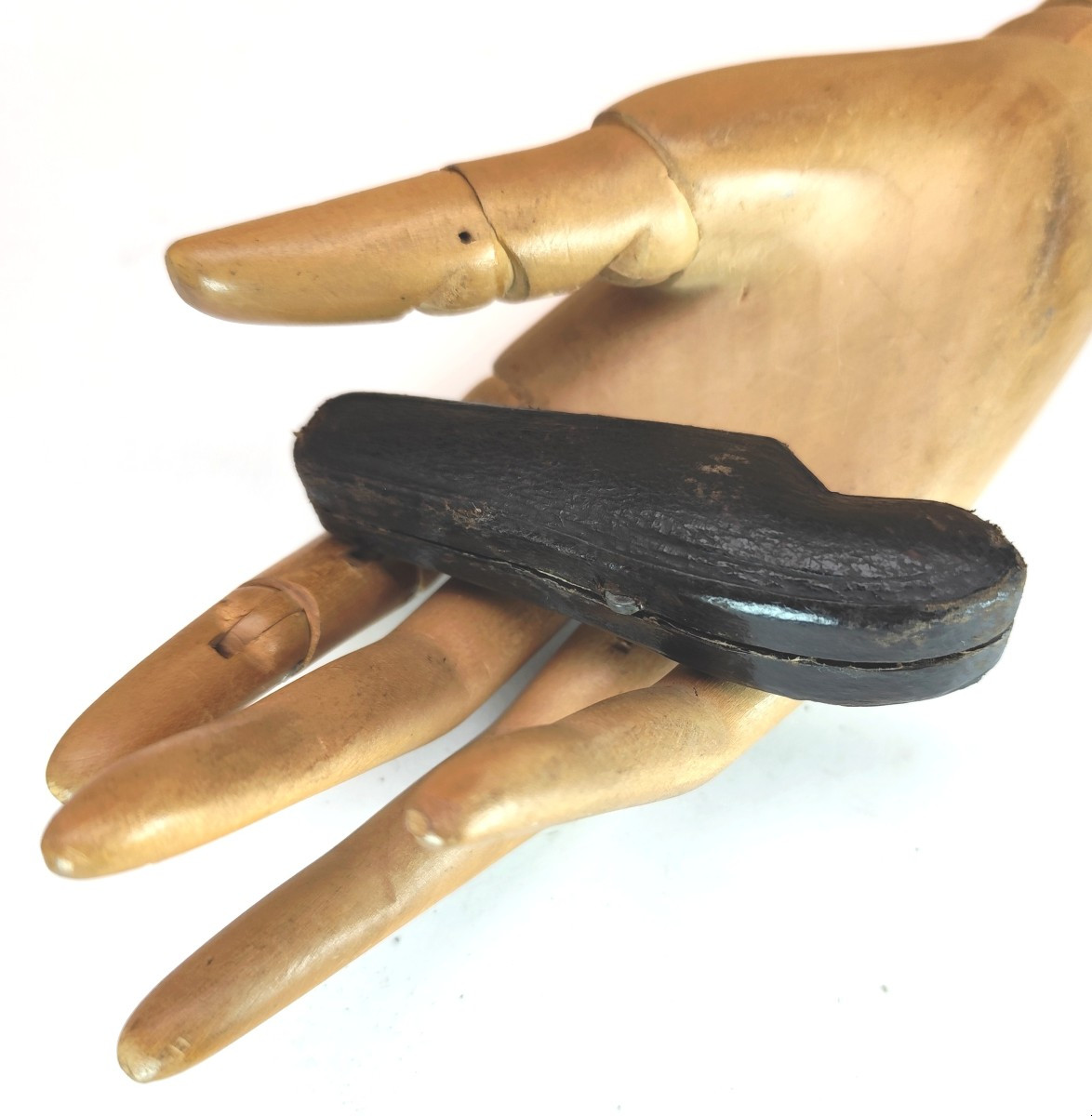 Curiosité : Fume cigare au serpent, yeux de turquoise, étui, 19e-photo-2