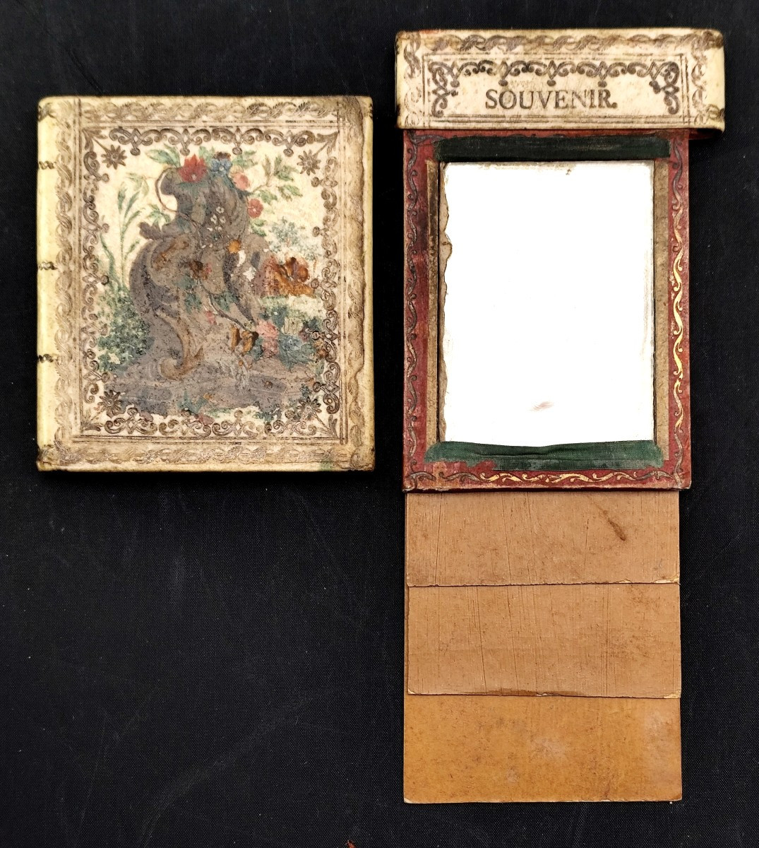 Curieux Carnet de bal en Parchemin, miroir interne, 19e siècle-photo-3