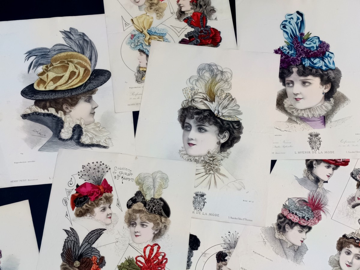 CHAPEAUX ! 14 grandes gravures aquarellées, 1904, bel ensemble-photo-2