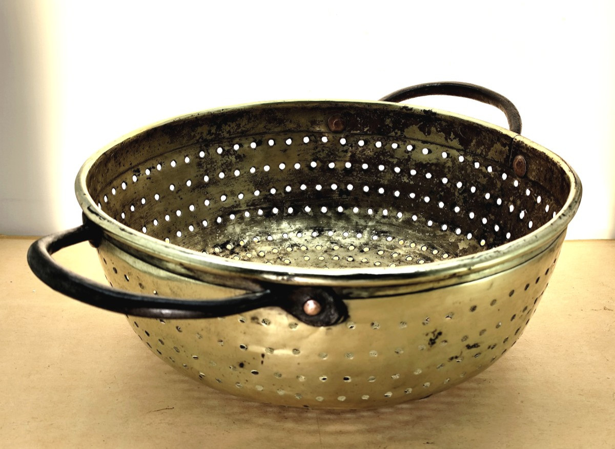 Large Louis Philippe Period Dairy Colander, Decorative And Rare-photo-3