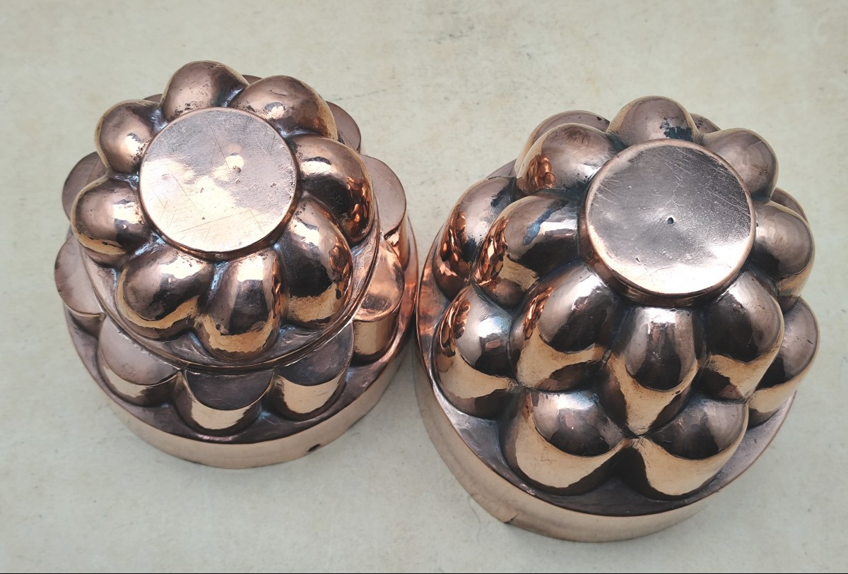 Two Copper Top-shaped Molds, France, 19th Century-photo-4