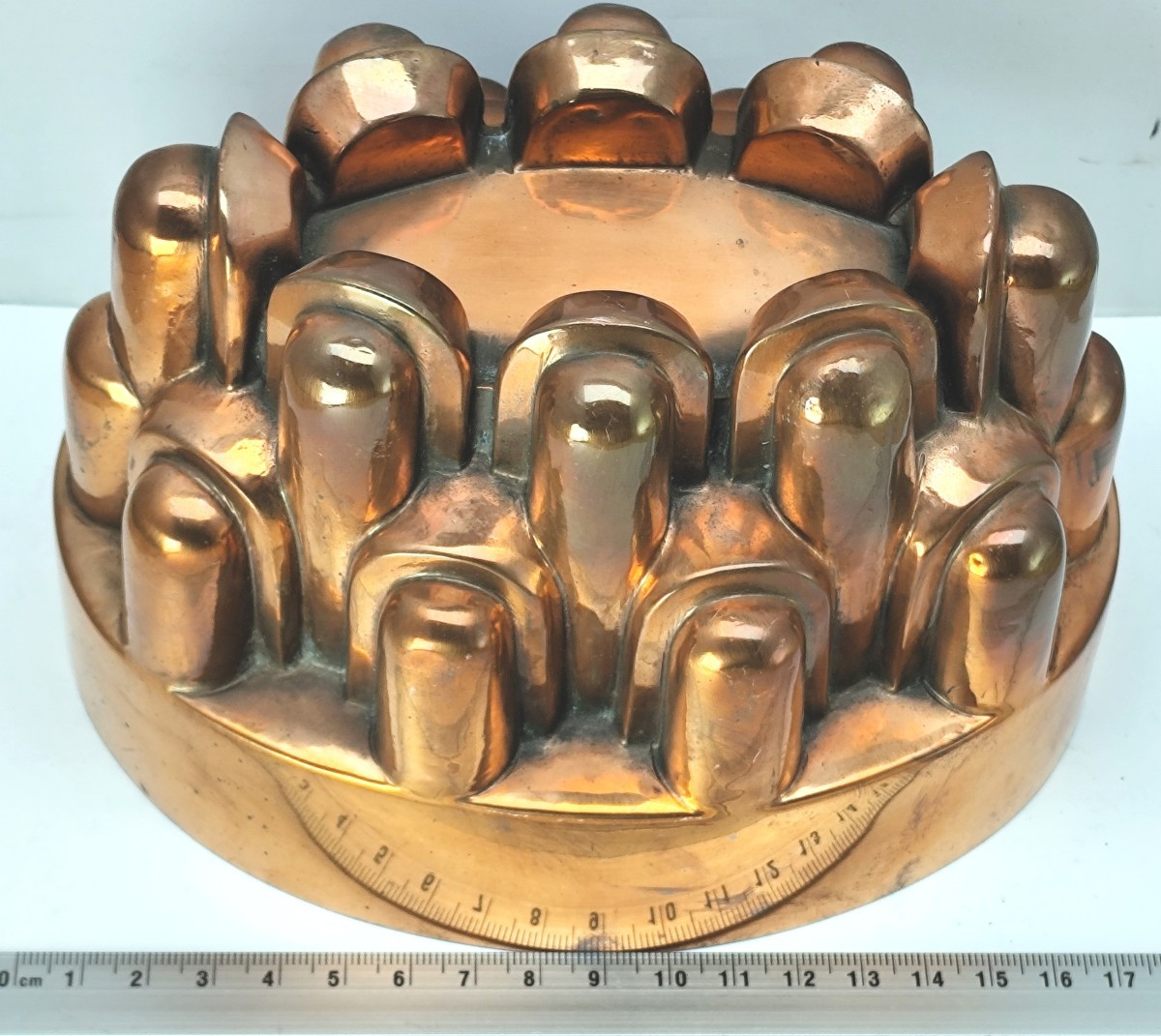 Intricate Copper Mold, Signed, Circa 1900, Very Fine Quality. Benham & Froud-photo-2