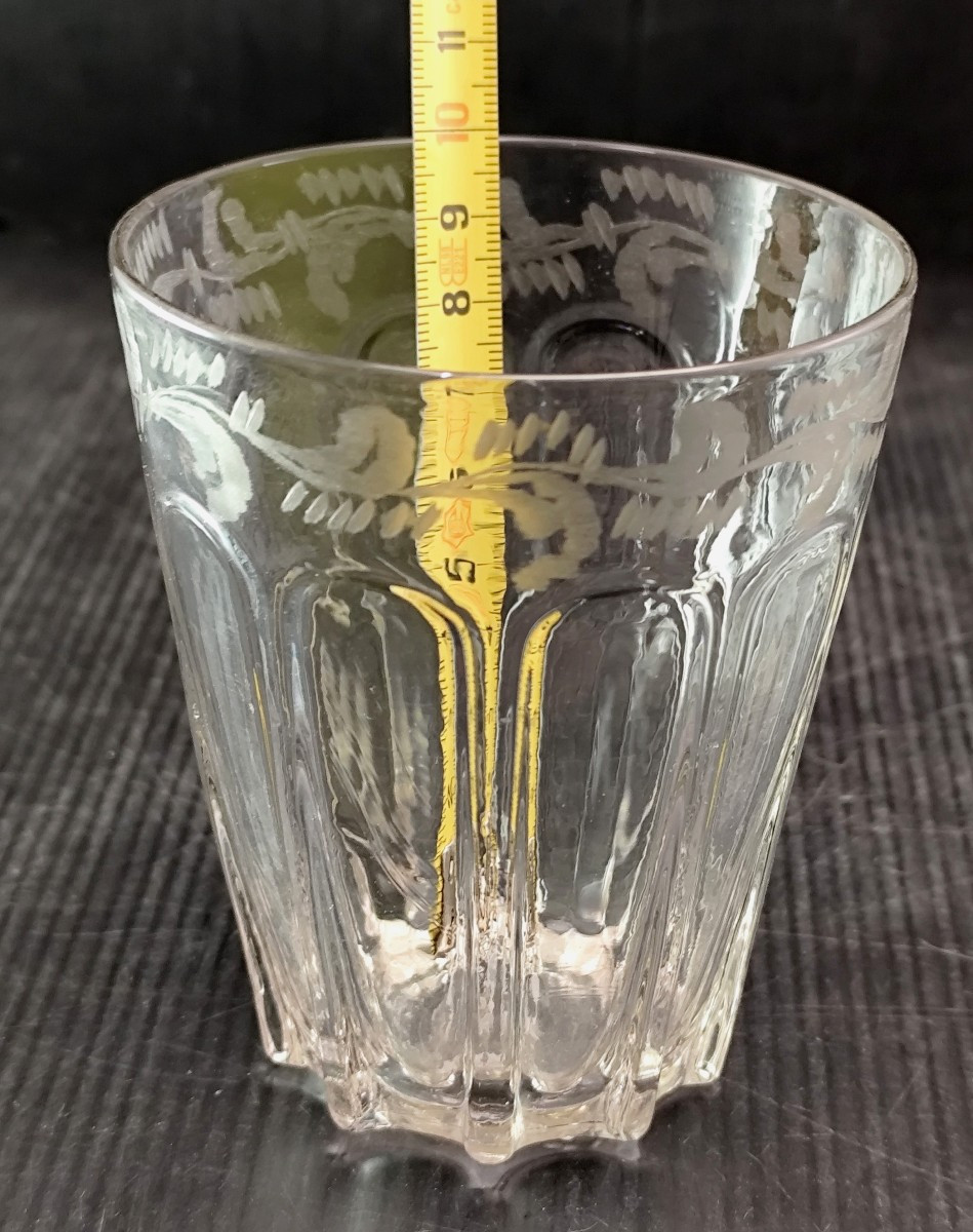 A Blown And Engraved Ribbed Glass Goblet, Bohemia, Circa 1770. -photo-1