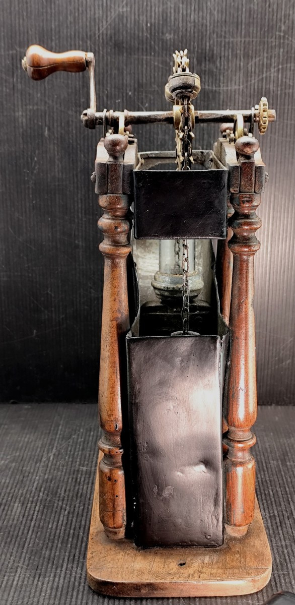 Invention 19e : maquette d’ascenseur à eau, Tôle, verre, bois laiton, belle curiosité.-photo-2