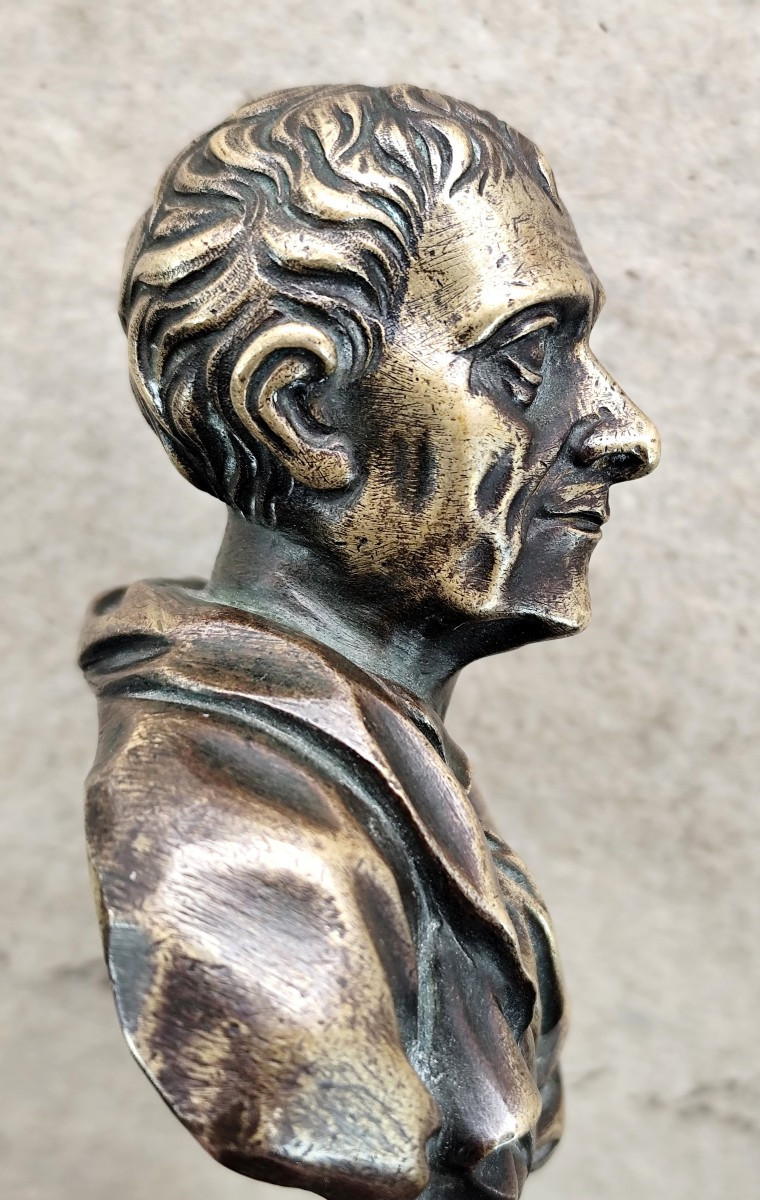 Beau petit Buste de Montesquieu, bronze et marbre, vers 1800-photo-3
