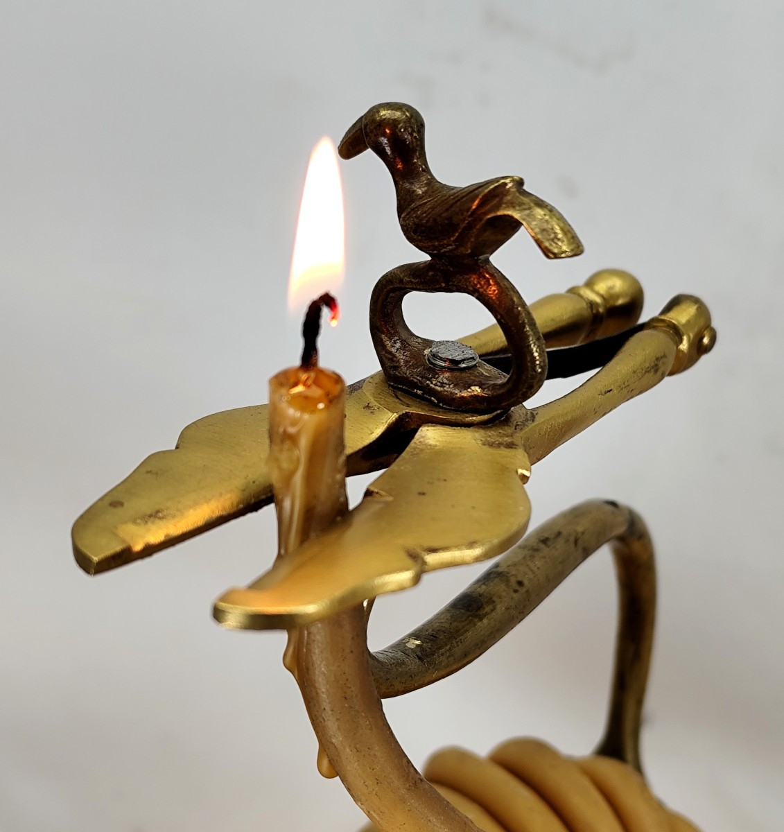 Etonnant Porte-cire bronze, oiseau et serpent, rat de cave 19e siècle-photo-2