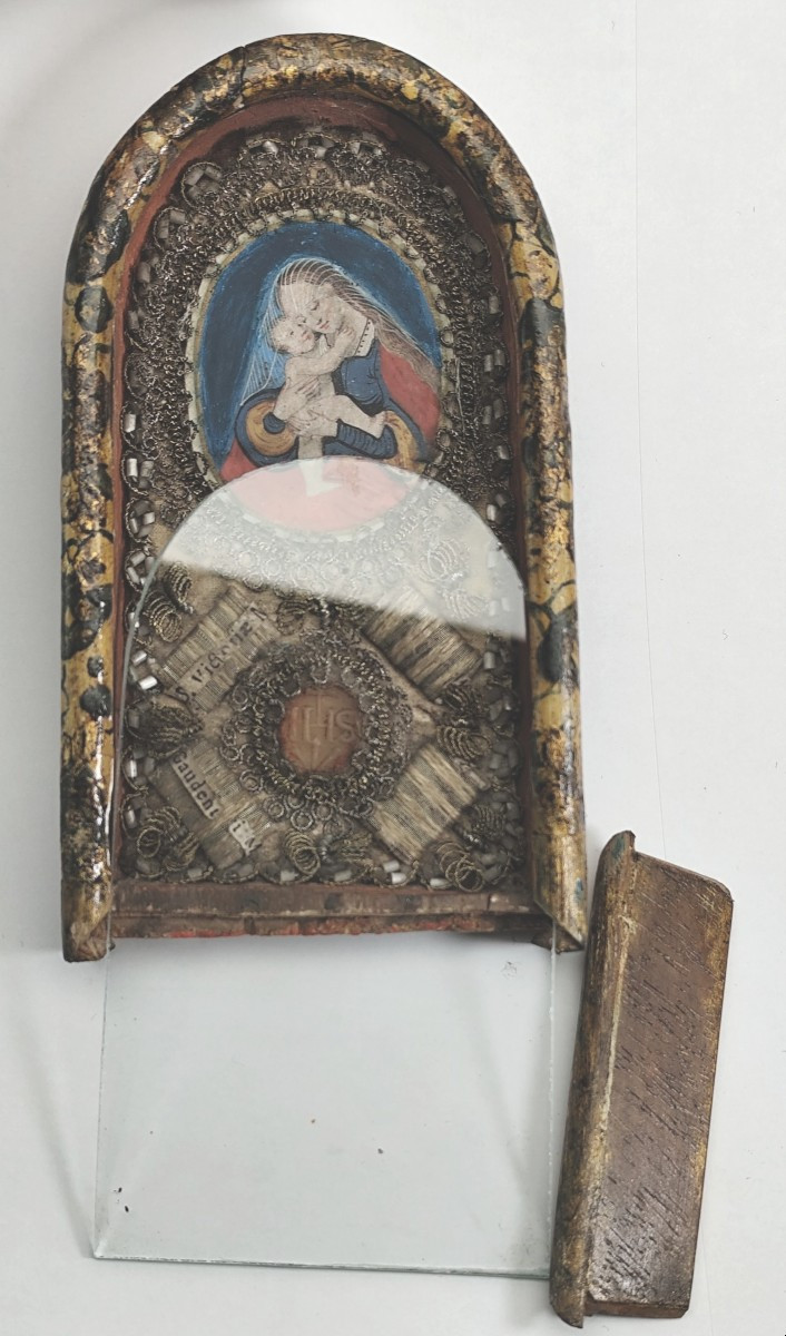 jolie Vitrine reliquaire, art monastique, la Vierge au voile 18e siècle-photo-3