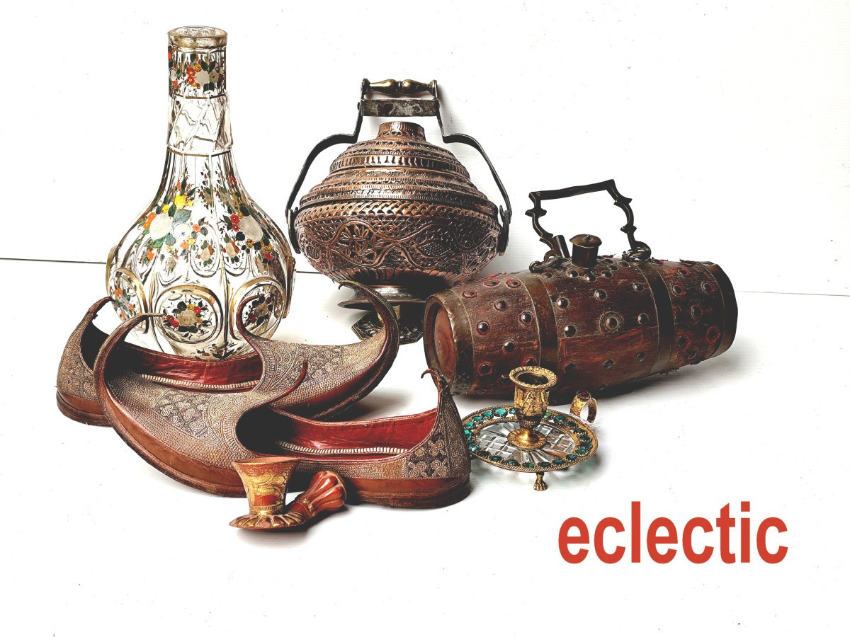 Luxueuses Petites chaussures d’enfant (usagées), soie brodée, Chine, 19e siècle-photo-4