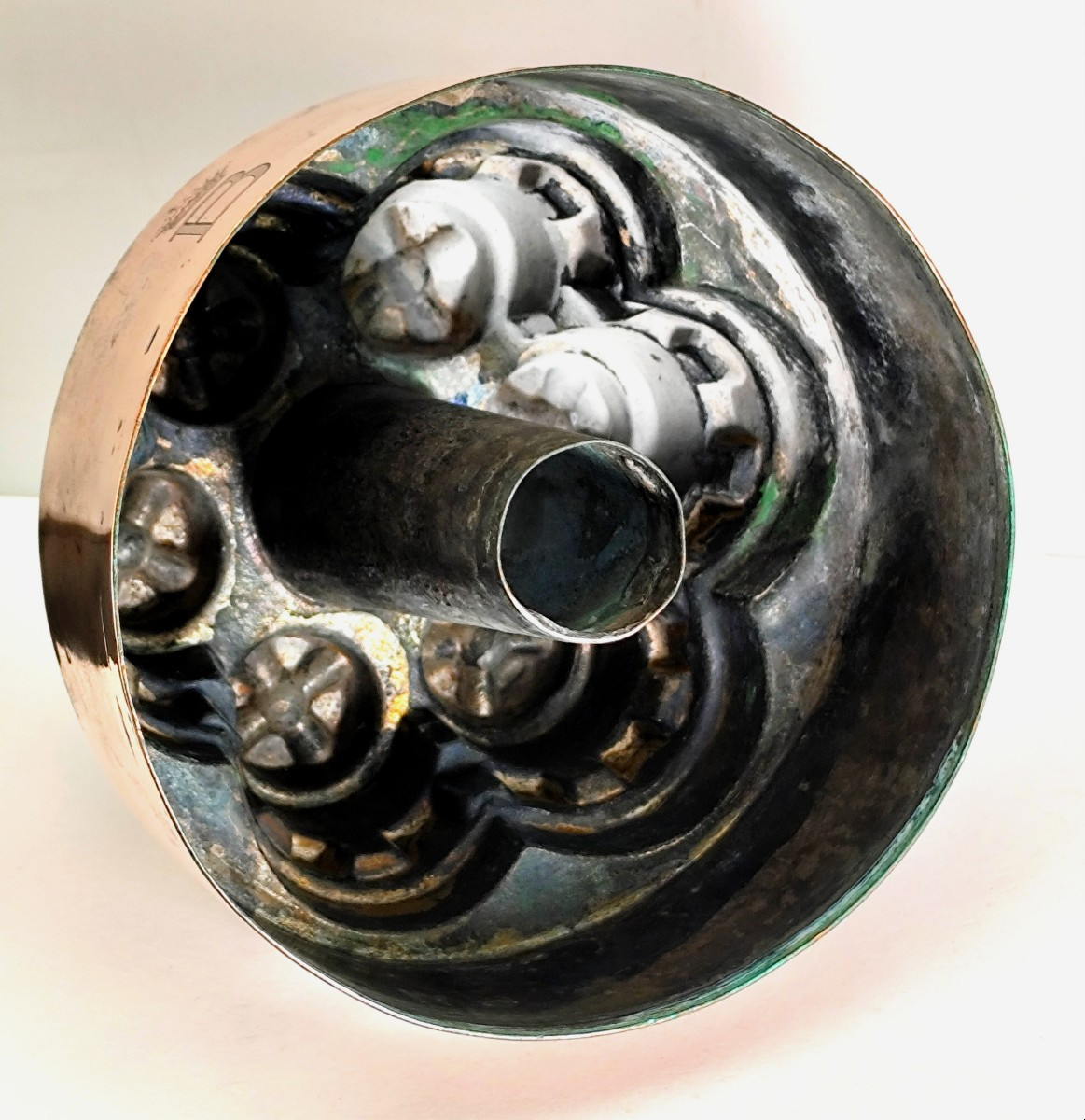 Beau moule Cuivre couronné, des cuisines de la Comtesse de B, 19e siècle-photo-1