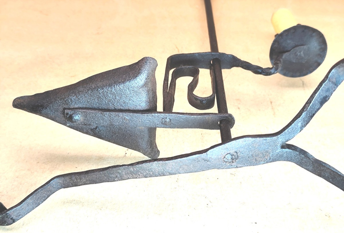 Belle lampe coulissante fer forgé, bougie et huile, Forge fine, 18-19e siècle-photo-1