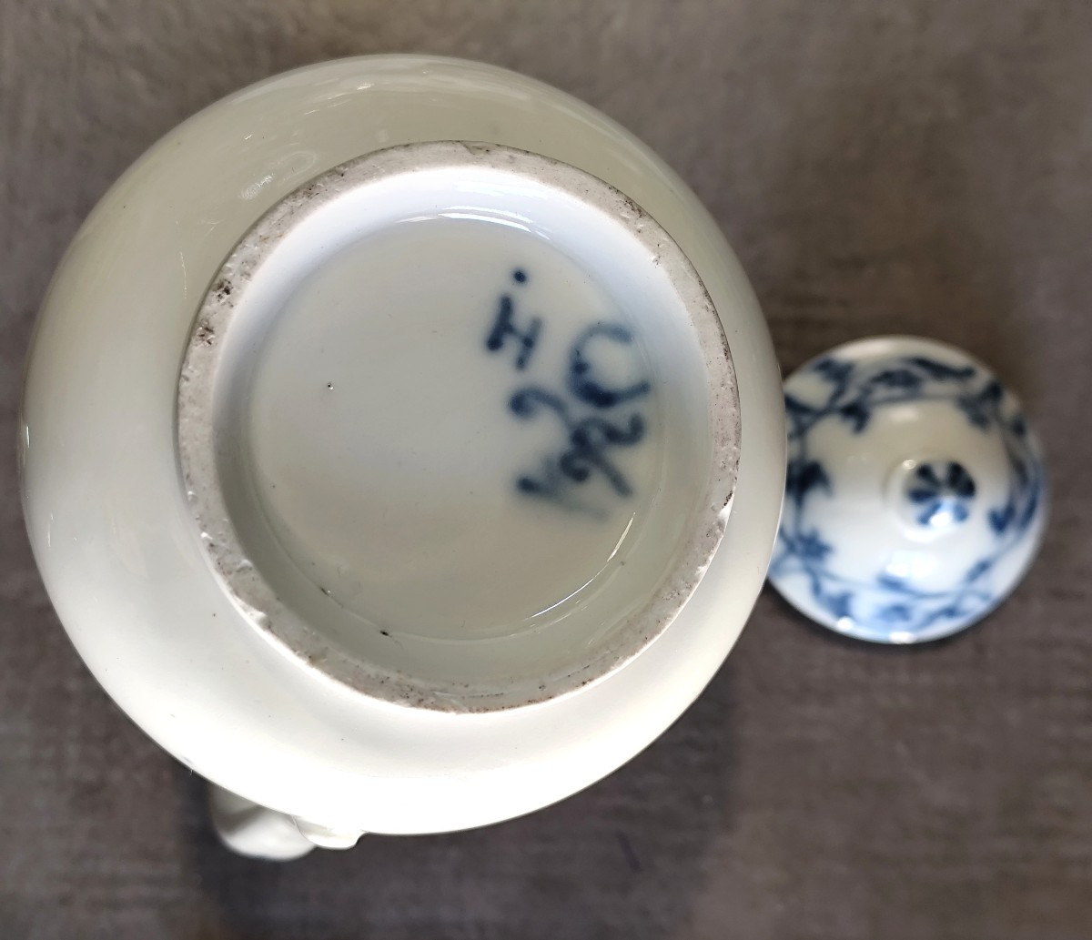 Museum: Strasbourg, 1750s: Soft-paste Porcelain, Signed, Hannong-photo-2