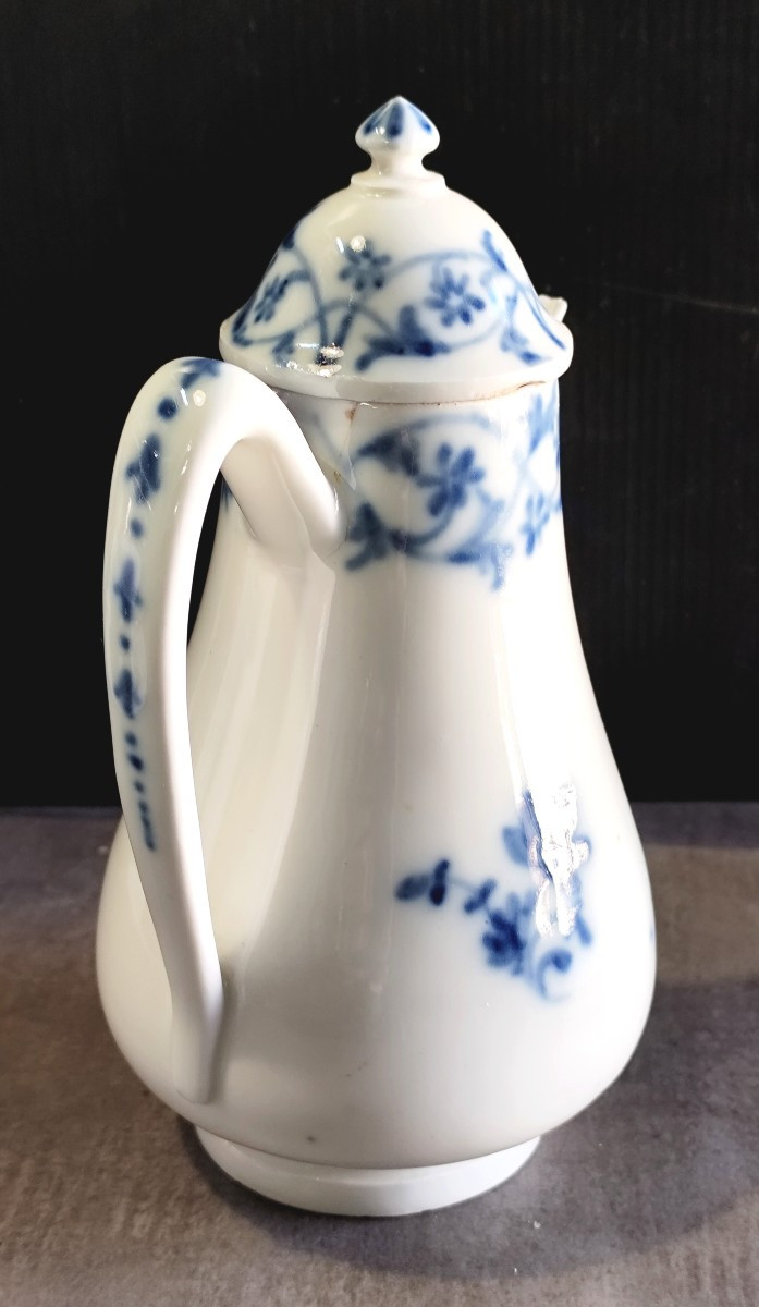 Museum: Strasbourg, 1750s: Soft-paste Porcelain, Signed, Hannong