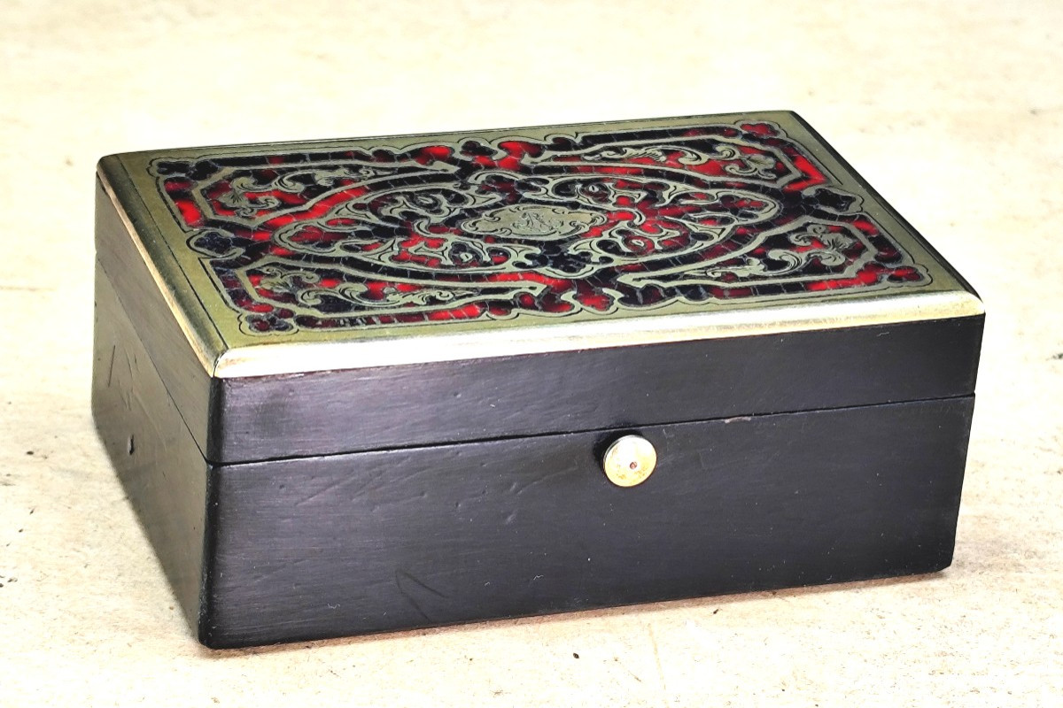 Miniature de coffret marqueterie Boulle rouge, qualité second Empire