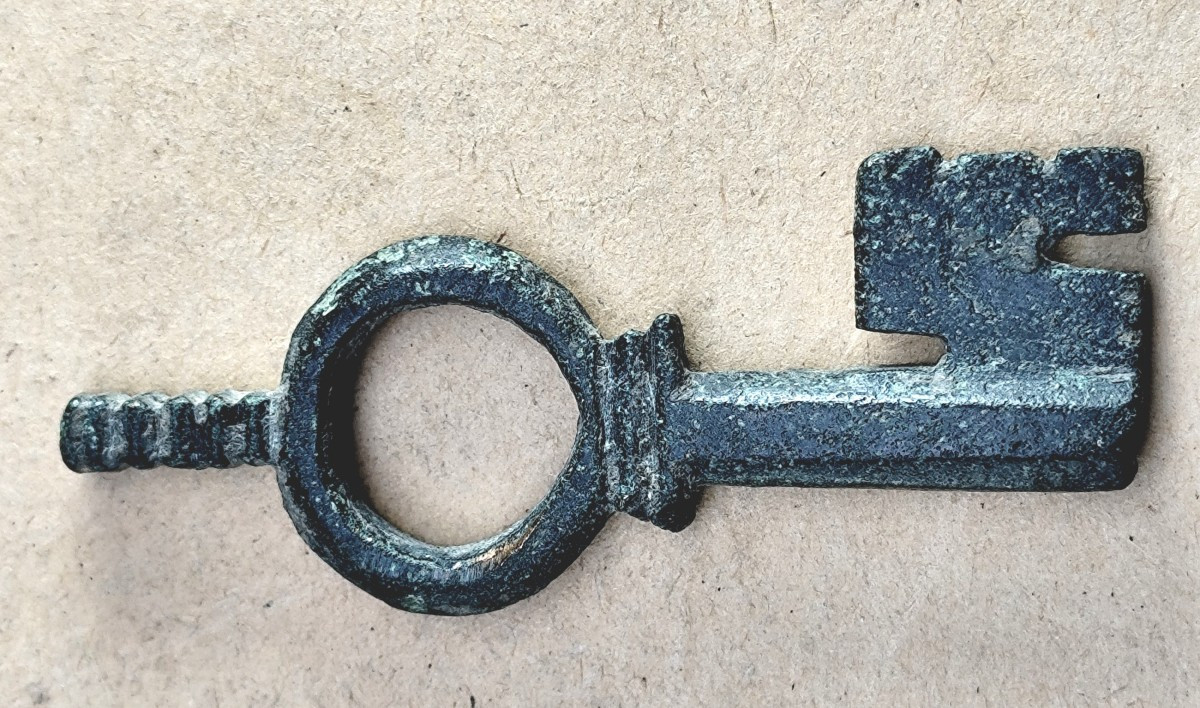 Beautiful Gallo-roman Bronze System Key, 7.5cm 3-4th Century-photo-3