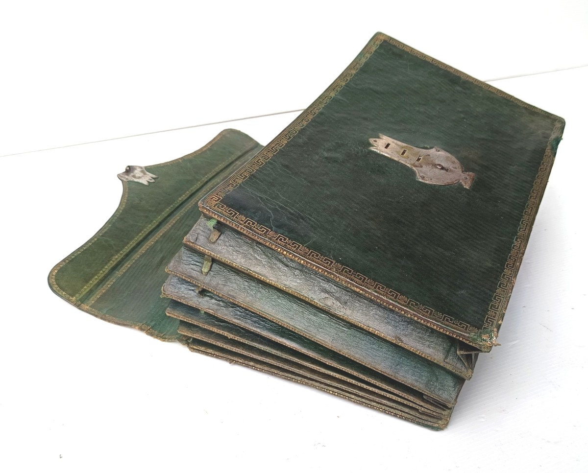 Beautiful Green Maroquin Leather Wallet From  First Empire Period,  Fairly Good Condition.-photo-6