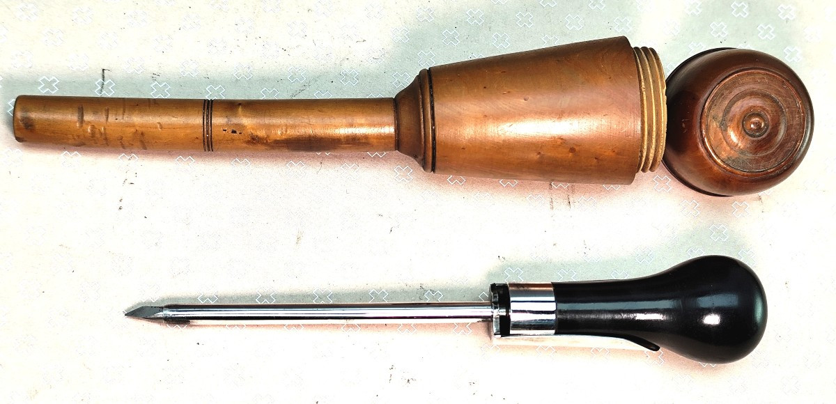 Surgical Trocar In Turned Boxwood Case, Circa 1800-photo-3