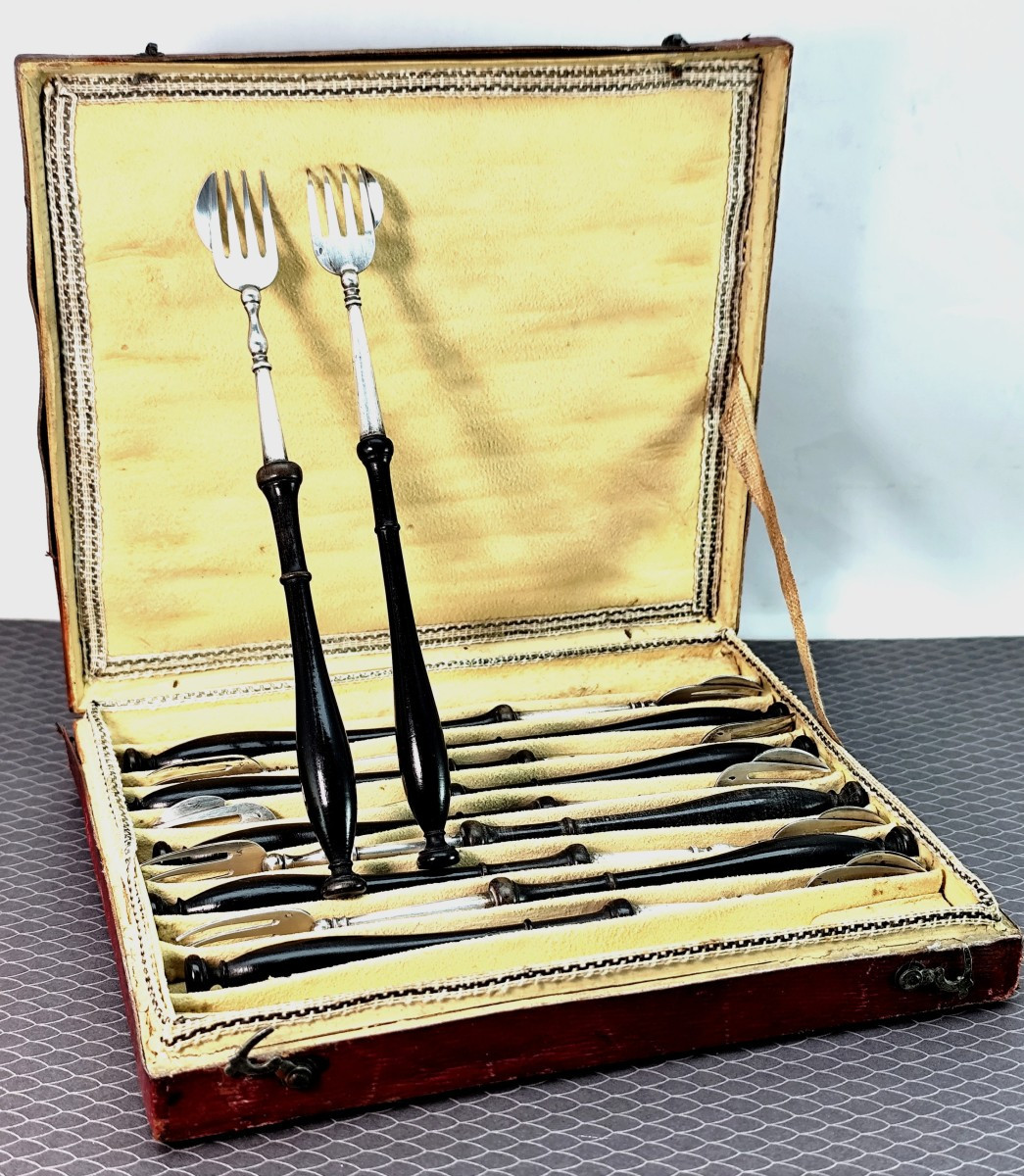 Turned Ebony And Silver Oyster Forks, Hallmarked, Circa 1825-photo-2