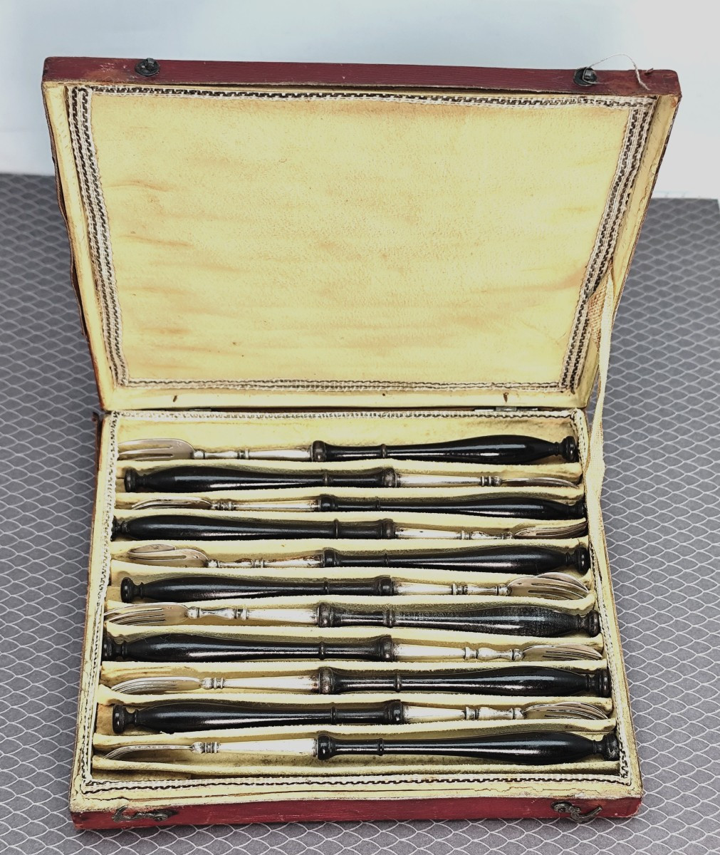 Turned Ebony And Silver Oyster Forks, Hallmarked, Circa 1825-photo-4