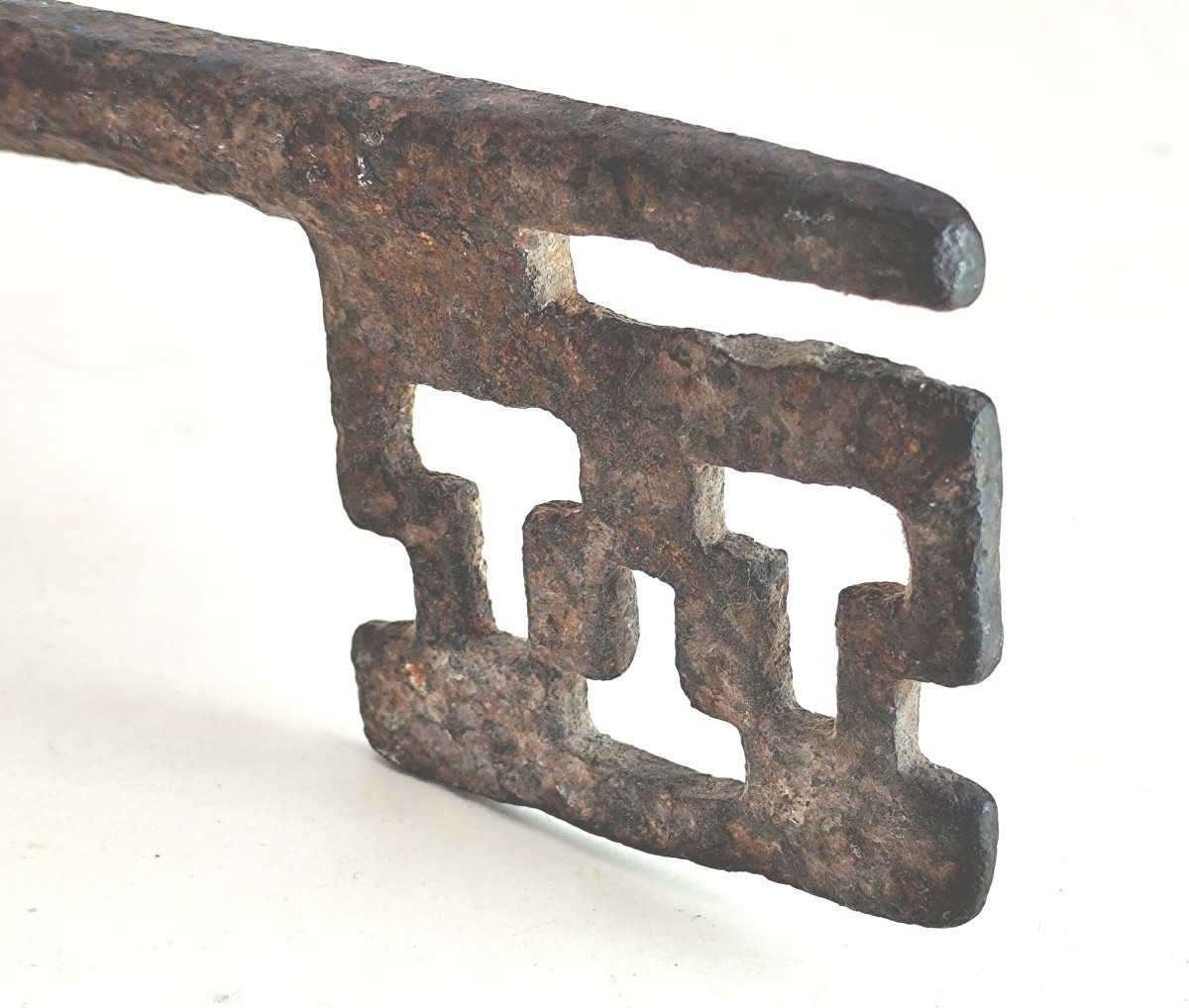 Large Romanesque Forged Key, 11th-12th Century, Good Condition, 19.5cm-photo-3